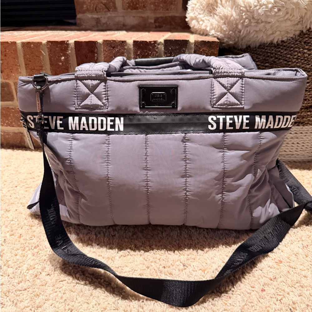 Steve Madden Light Gray Quilted Messenger Bag with Black Strap